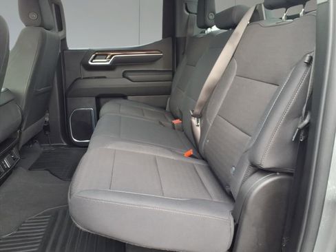 Used 2025 Chevrolet Silverado 1500 LT image 24