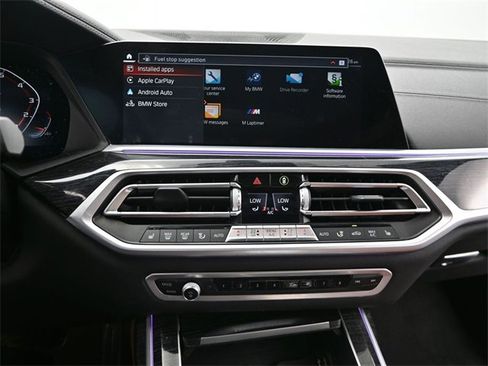 Used 2021 BMW X7 M50i image 13