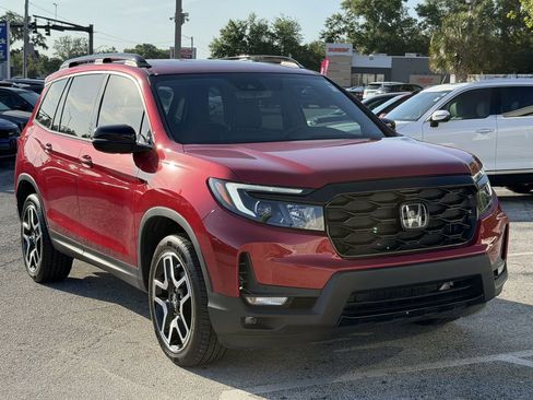 Used 2023 Honda Passport Elite image 2