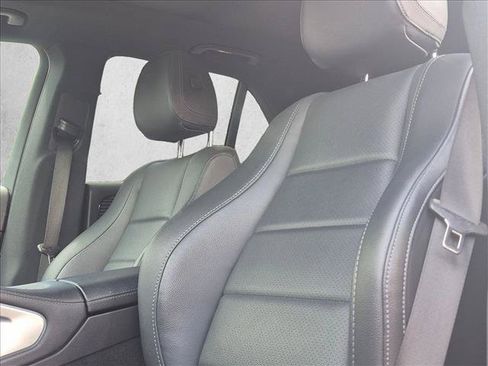 Used 2024 Mercedes-Benz GLE 450 4MATIC image 9