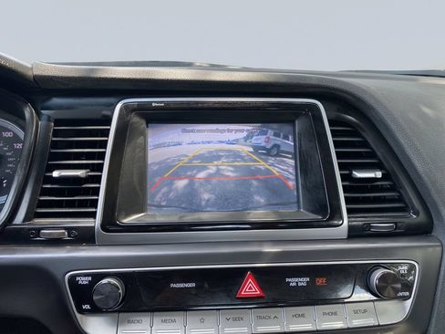 Used 2018 Hyundai Sonata SE FWD image 22