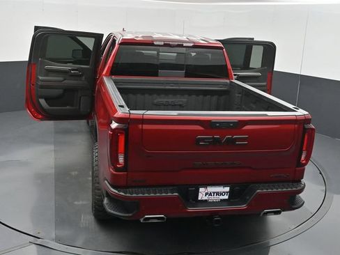 Used 2024 GMC Sierra 1500 AT4 w/ Technology Package AWD/4WD image 59