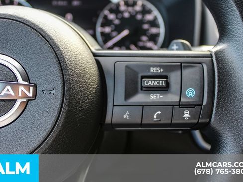 Used 2024 Nissan Rogue SV AWD/4WD image 27