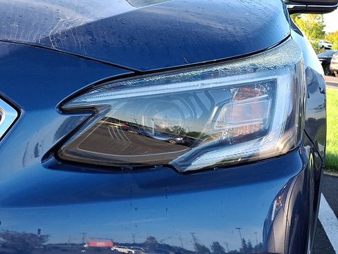 Used 2020 Subaru Outback Premium w/ Popular Package #1 AWD/4WD image 8