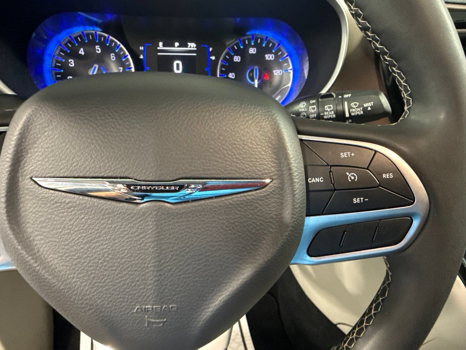 Used 2023 Chrysler Voyager LX FWD image 39