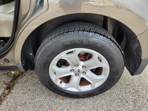 Used 2013 Ford Edge SEL image 17