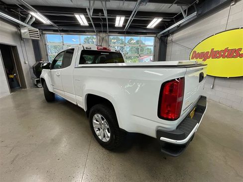 Used 2022 Chevrolet Colorado LT w/ Fleet Safety Package RWD image 3