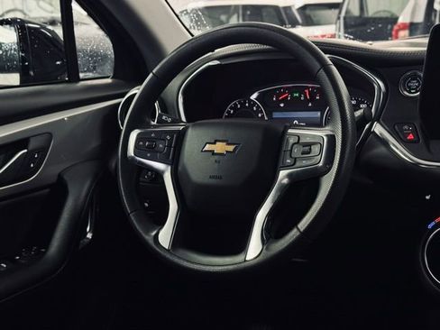 Used 2025 Chevrolet Blazer LT image 22