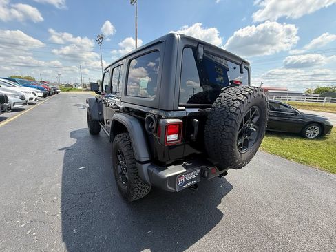 Used 2024 Jeep Wrangler Unlimited Sport AWD/4WD image 6