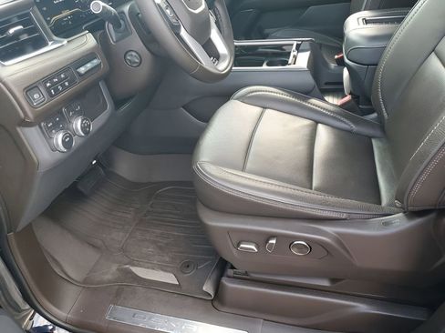 Certified 2023 GMC Yukon XL Denali AWD/4WD image 33