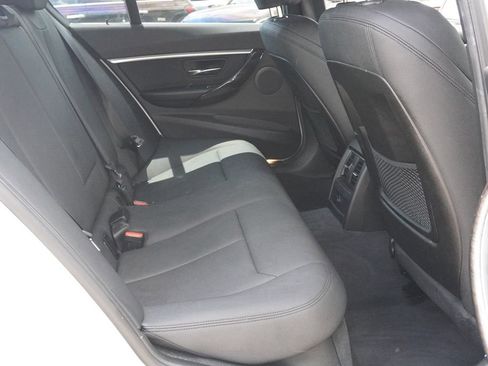 Used 2018 BMW 330i xDrive Sedan AWD/4WD image 30