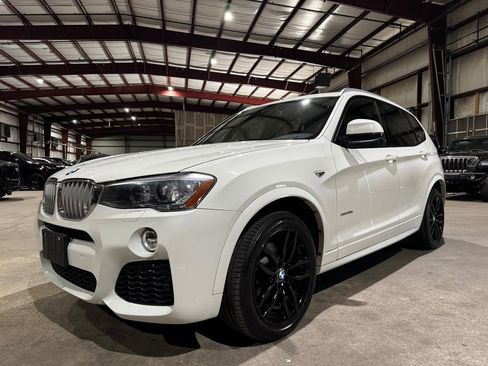Used 2017 BMW X3 xDrive28i image 9
