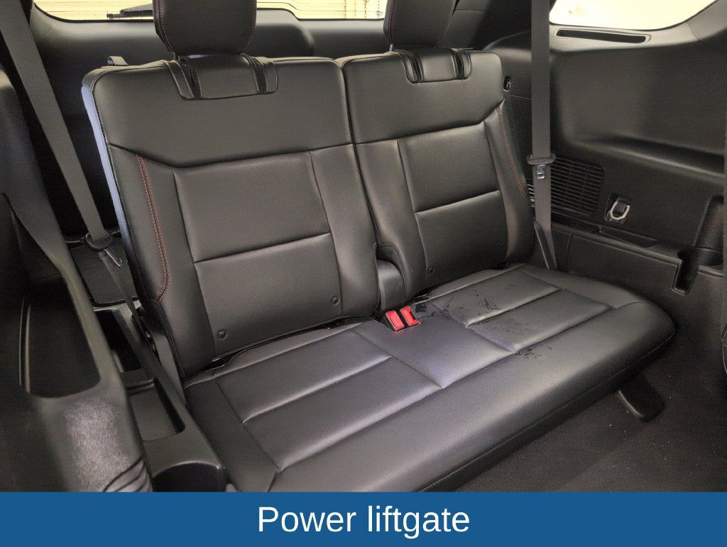 Used 2023 Ford Explorer ST-Line w/ Class IV Trailer Tow Package RWD image 17