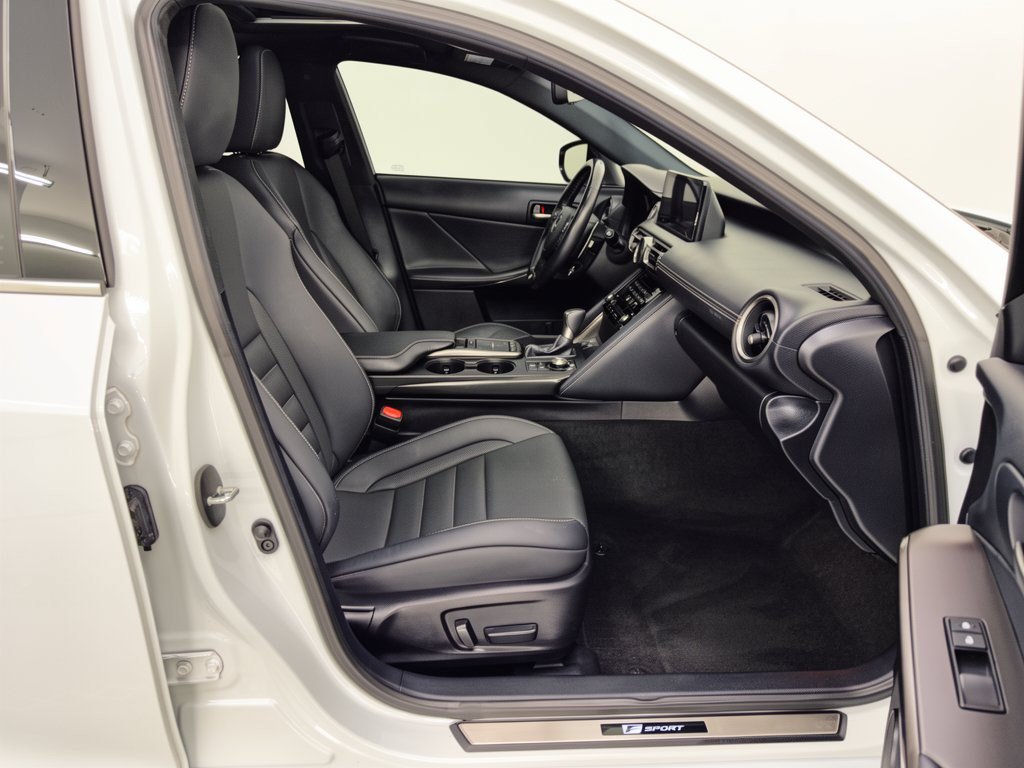 Used 2022 Lexus IS 350 F Sport w/ Navigation Package RWD image 30