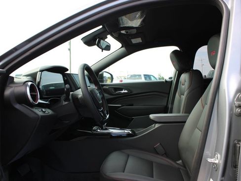 New 2026 Chevrolet Trax RS w/ Driver Confidence Package FWD image 23