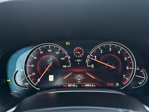 Used 2018 BMW 750i xDrive AWD/4WD image 56