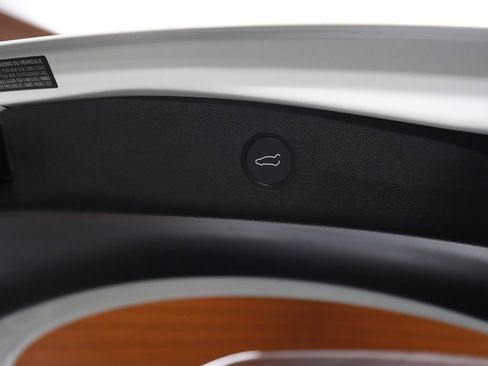 Used 2023 Tesla Model 3 Standard Range image 52