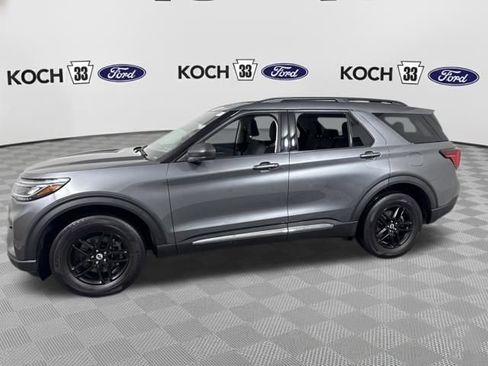 Used 2025 Ford Explorer Active image 4