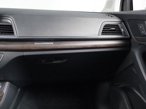 Used 2019 Audi Q5 Premium Plus w/ Premium Plus Package image 32