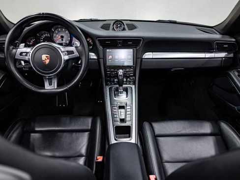 Used 2013 Porsche 911 Carrera 4S image 5