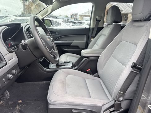 Used 2020 Chevrolet Colorado W/T w/ WT Convenience Package AWD/4WD image 9