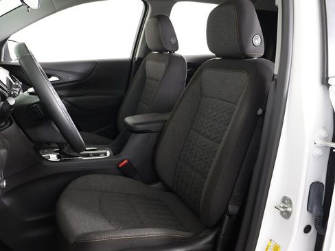 Used 2024 Chevrolet Equinox LT AWD/4WD image 31