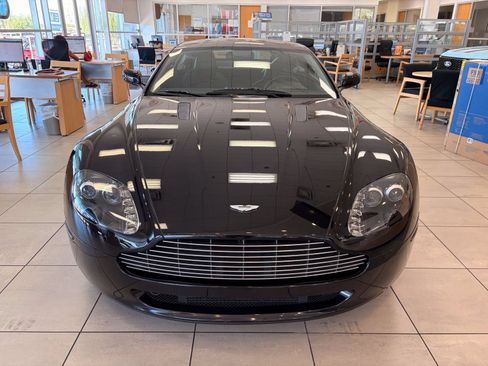 Used 2008 Aston Martin V8 Vantage Coupe RWD image 2