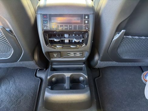 New 2025 Jeep Grand Cherokee L Limited image 27