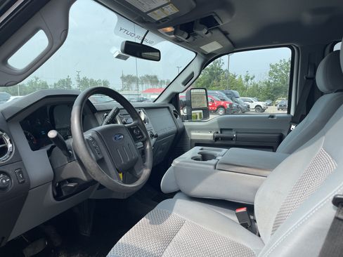 Used 2015 Ford F250 XLT AWD/4WD image 10