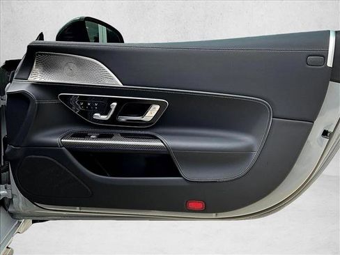 New 2026 Mercedes-Benz SL 63 AMG 4MATIC image 30