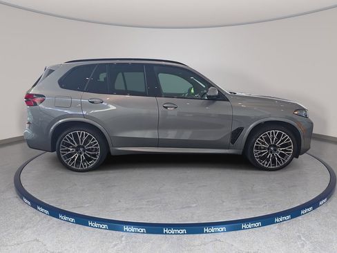 Used 2026 BMW X5 xDrive40i w/ M Sport Package AWD/4WD image 6