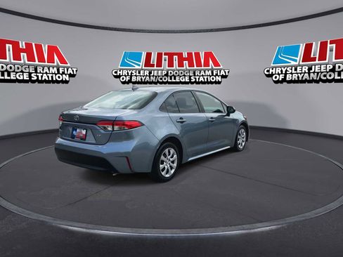 Used 2023 Toyota Corolla LE image 8