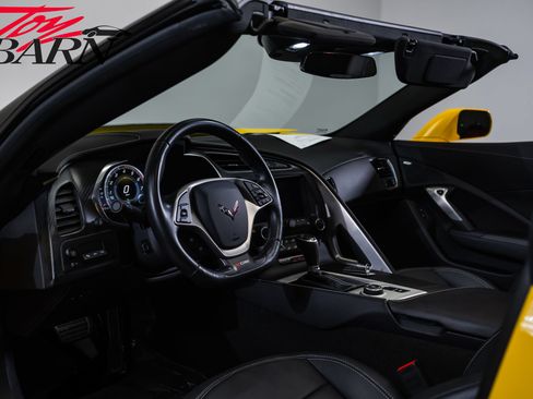 Used 2015 Chevrolet Corvette Z06 w/ 2LZ Preferred Equipment Group RWD image 48