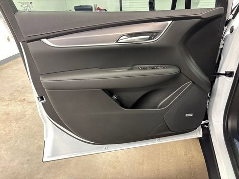 New 2026 Cadillac XT5 Luxury w/ LPO, Floor Liner Package FWD image 19