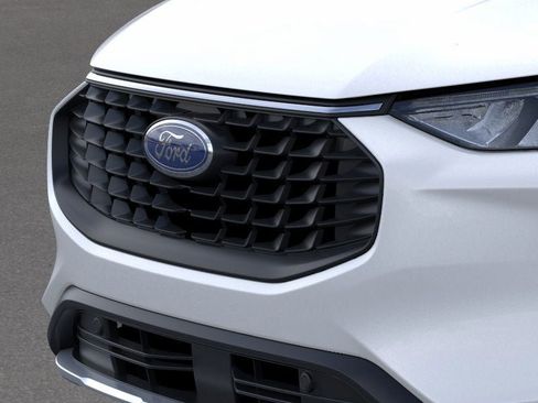 New 2026 Ford Escape SE FWD image 17