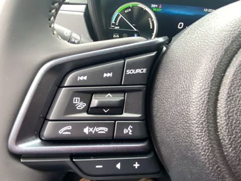 Certified 2025 Subaru Forester Limited AWD/4WD image 24