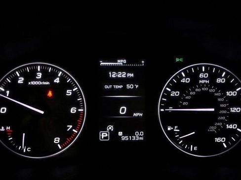 Used 2022 Subaru Outback Premium image 18