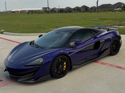 Used 2020 McLaren 600LT Spider RWD image 3