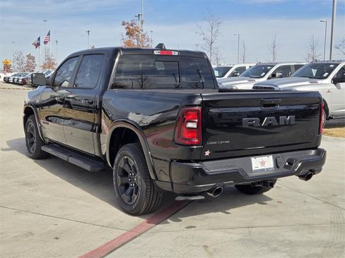 New 2026 RAM 1500 4x4 Crew Cab image 3