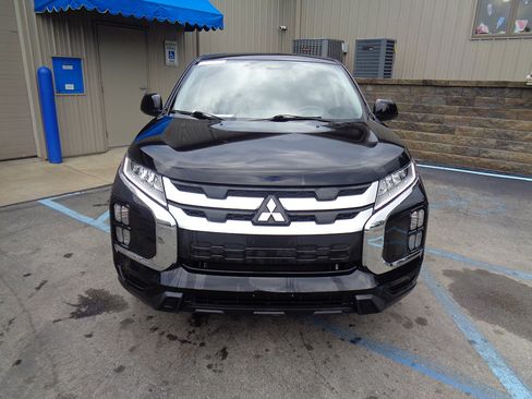 Used 2020 Mitsubishi Outlander Sport ES image 3