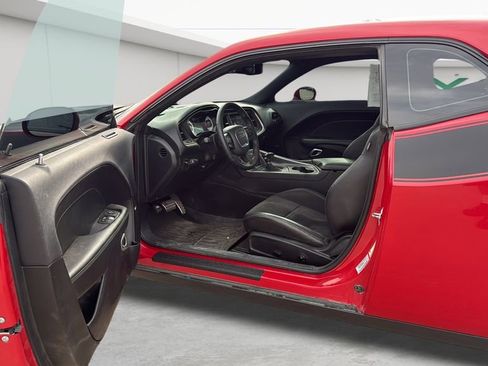 Used 2017 Dodge Challenger T/A image 38