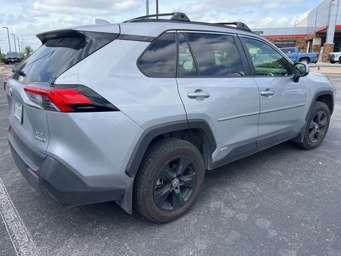 Used 2024 Toyota RAV4 XLE AWD/4WD image 4