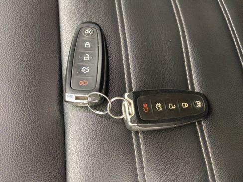 Used 2019 Ford Escape SEL FWD image 32