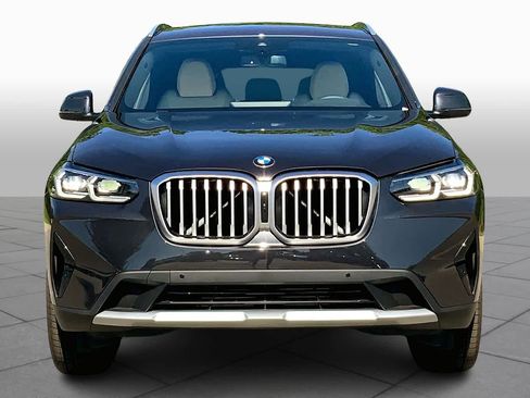 Used 2024 BMW X3 xDrive30i w/ Premium Package w/ZPA image 3