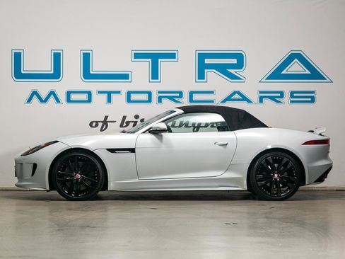 Used 2017 Jaguar F-TYPE S image 3