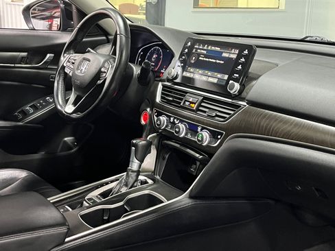 Used 2018 Honda Accord EX-L image 9