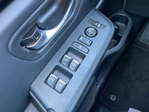 Used 2025 Honda Pilot Touring image 27
