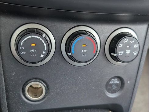 Used 2013 Nissan Rogue S w/ Special Edition Pkg FWD image 14