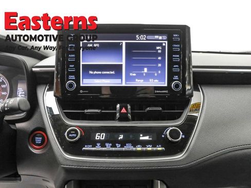 Used 2022 Toyota Corolla Cross LE image 12