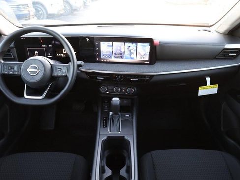 New 2026 Nissan Kicks S image 22